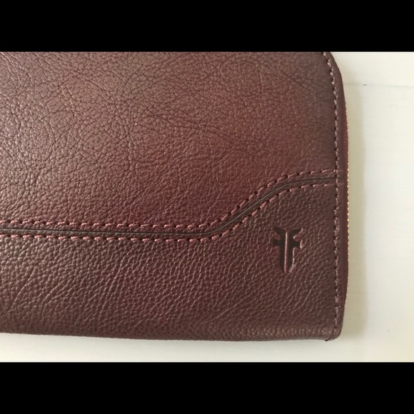 NWT Frye Wristlet Leather Wine color - Picture 4 of 11